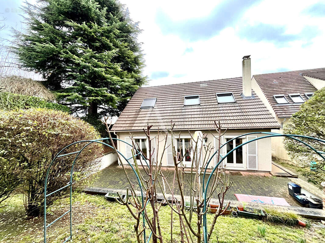 Maison à ATHIS-MONS