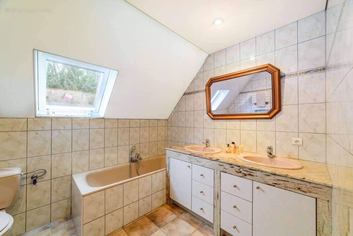 RANTZWILLER, MAison 130m2 sur 7.9 ares. - photo 15