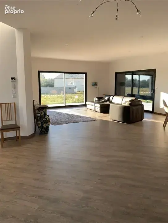 Belle villa sur un généreux terrain piscinable - photo 2