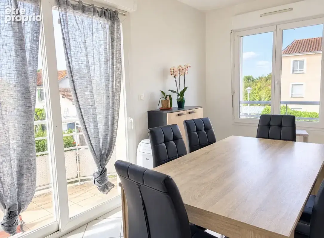 BEL APPARTEMENT de TYPE 2, en parfait état - 57m2 - à Ambérieux en Dombes - photo 2
