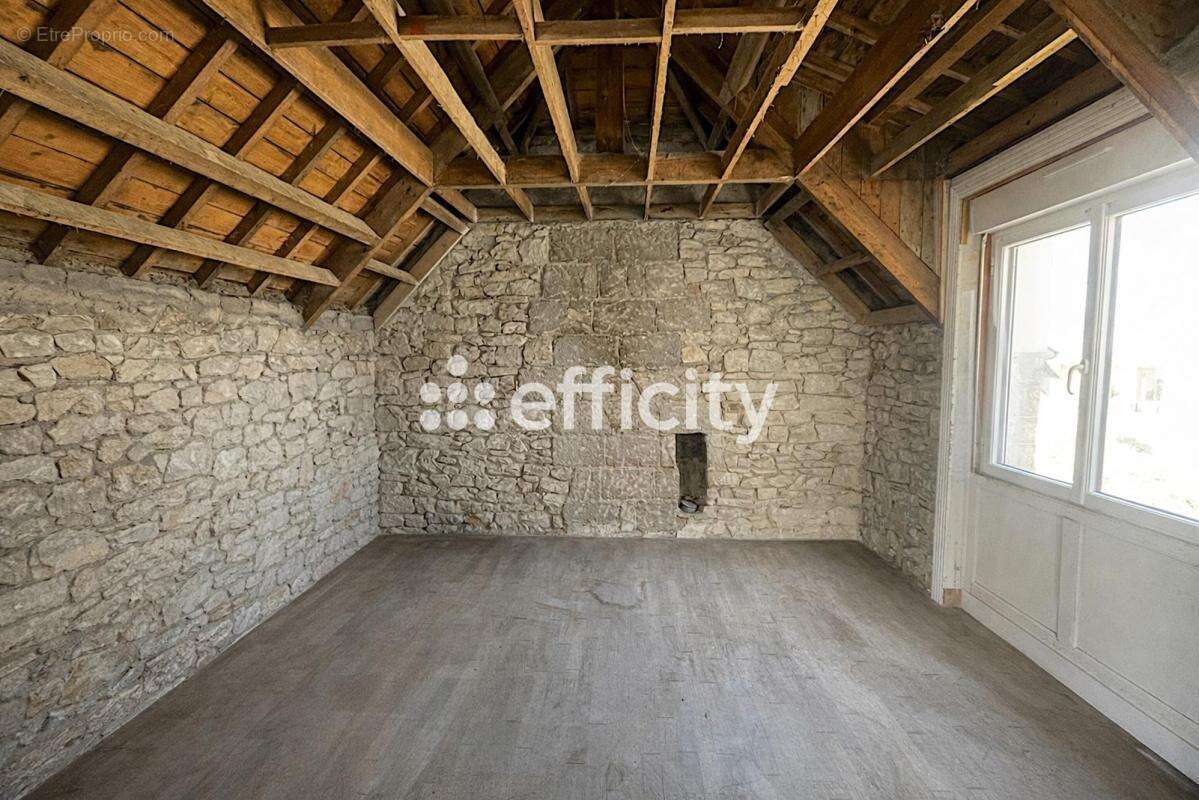 Maison à LOCMIQUELIC
