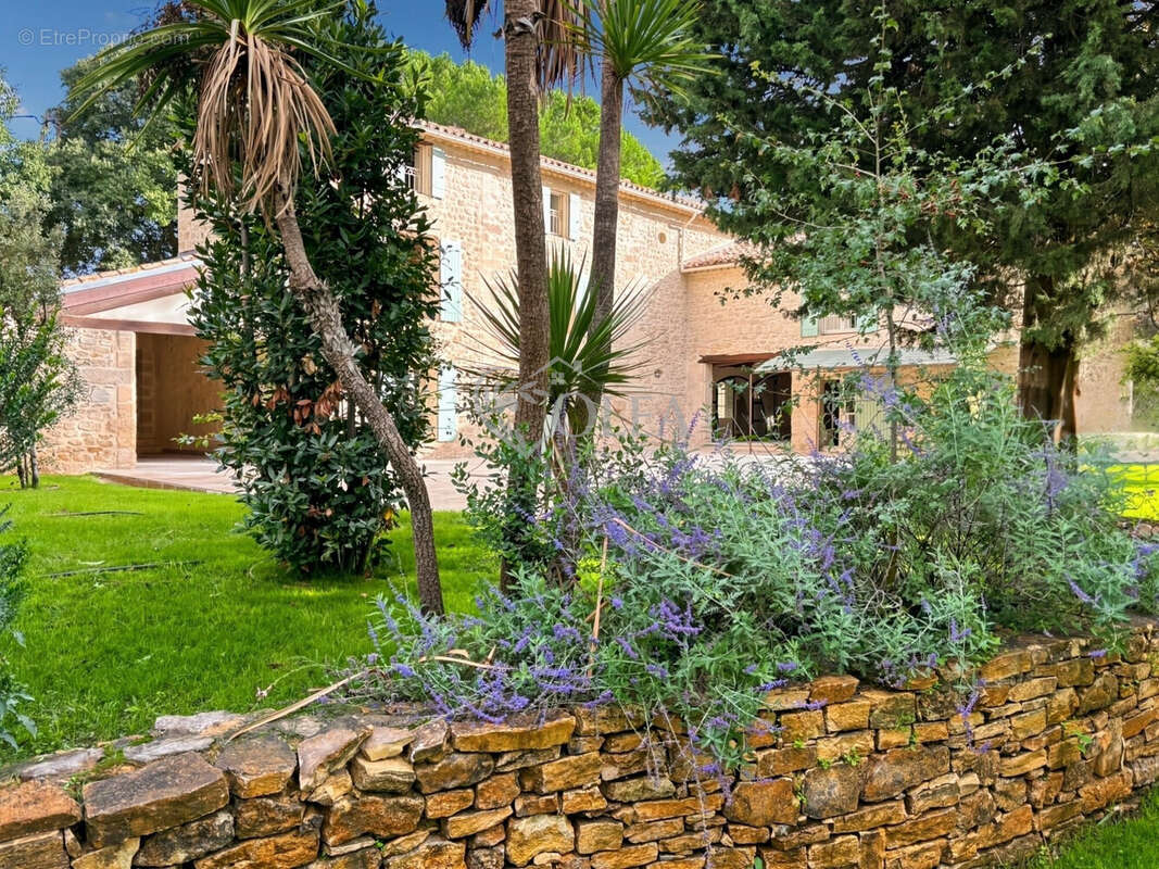 Maison à UZES