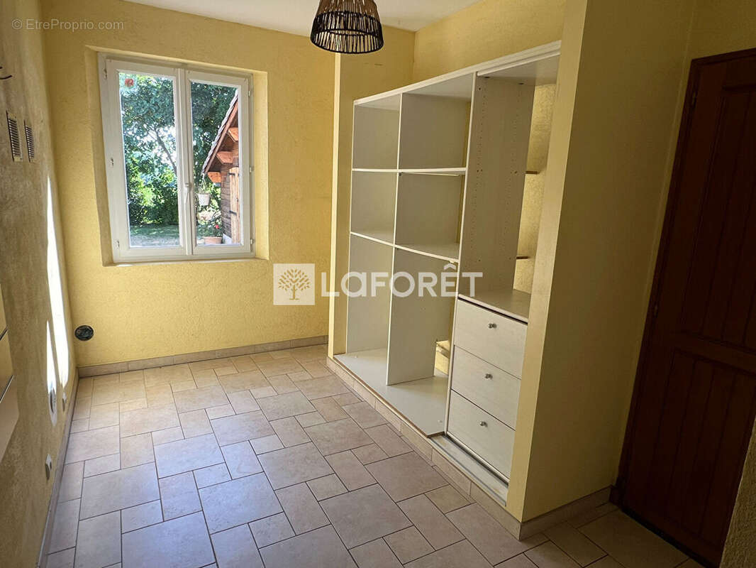 Maison à SAINT-GAUZENS