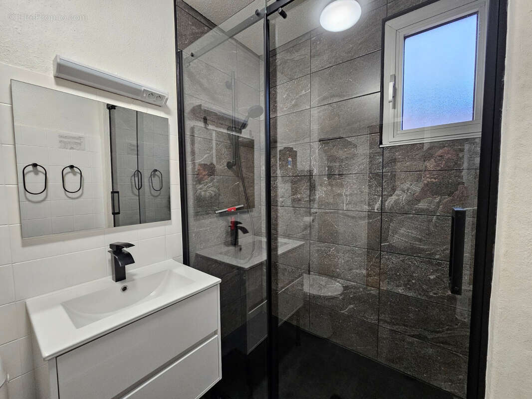 Bel appartement F2 dans une résidence sécurisée - photo 4