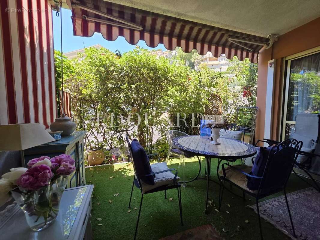 Appartement à ROQUEBRUNE-CAP-MARTIN