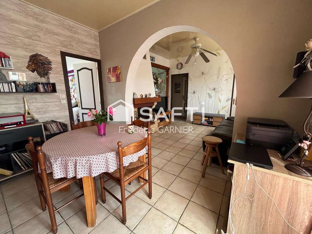 Photo 3 - Maison à OZOIR-LA-FERRIERE