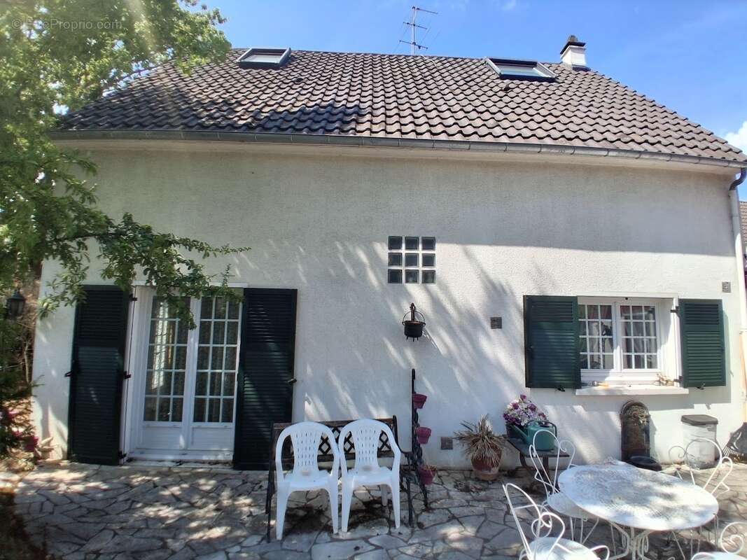 Maison 154 m² à Yerres  - photo 5