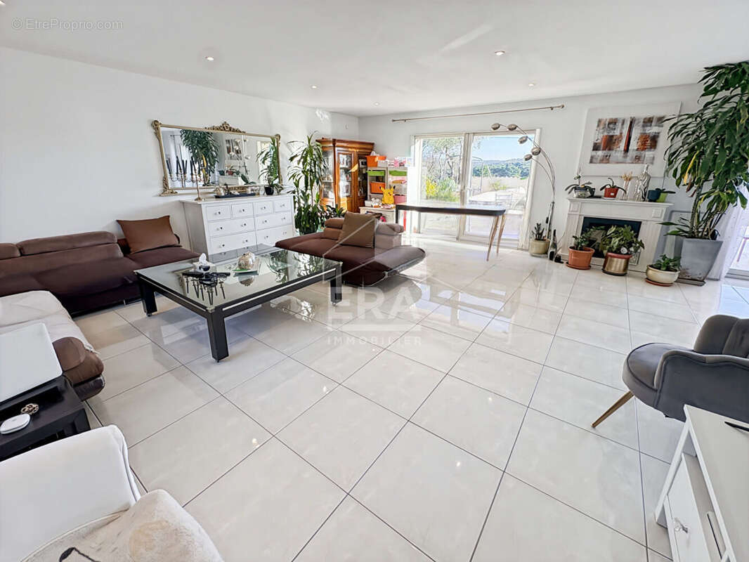 Maison à SEPTEMES-LES-VALLONS