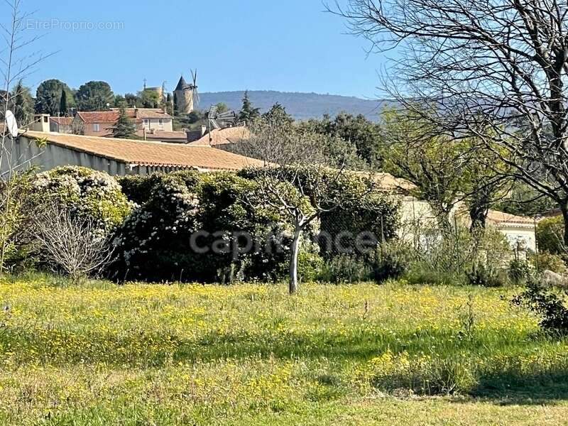 Maison à SAINT-SATURNIN-LES-APT