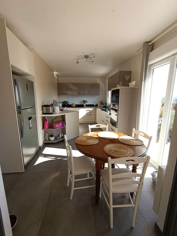 Maison à BURES-SUR-YVETTE