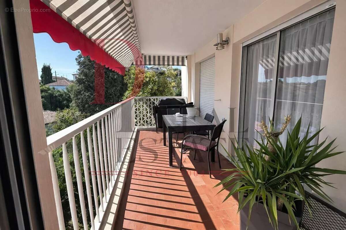 Appartement à LE CANNET