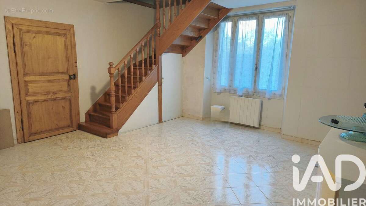 Maison 90 m² à Polisot  - photo 4