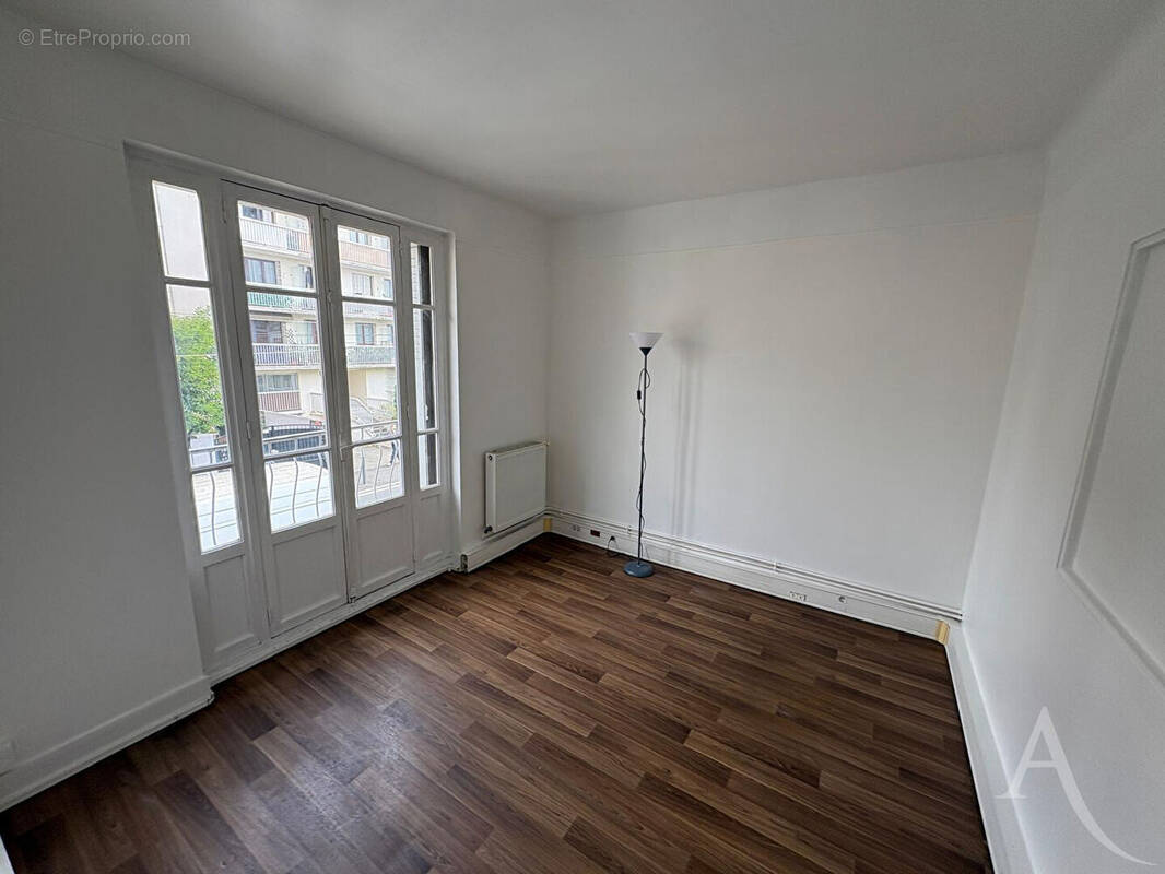 Maison à MONTREUIL