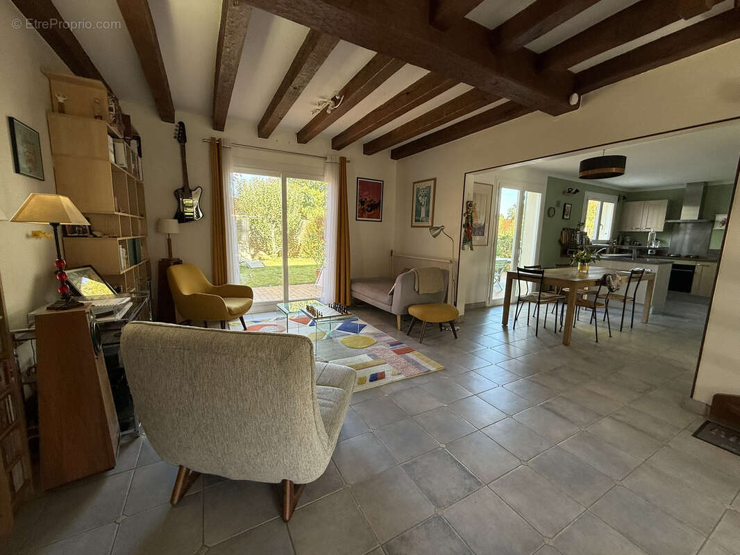 Maison à SAINT-SEBASTIEN-SUR-LOIRE