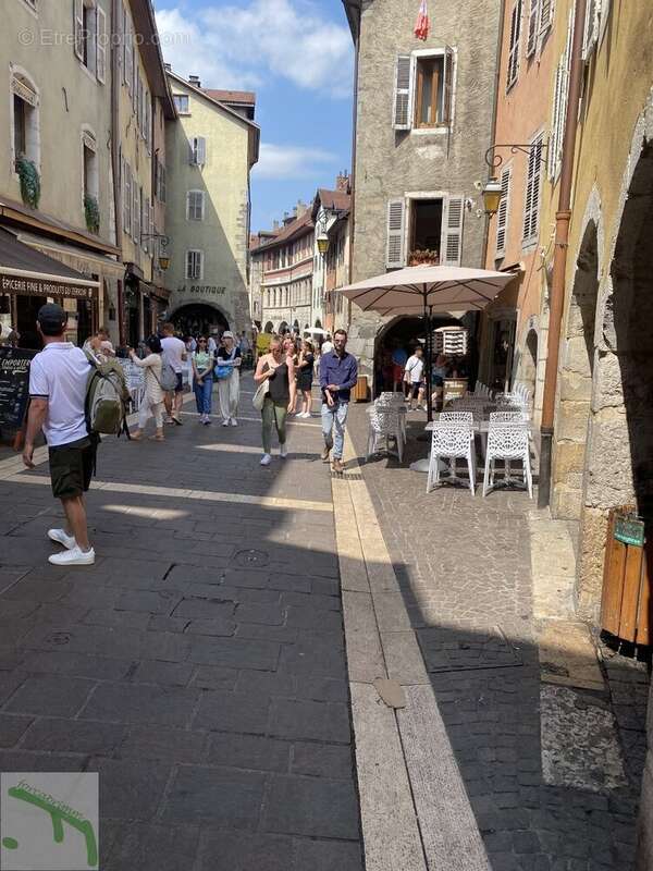 Annecy vieille ville - fonds de commerce epicerie fine - photo 4