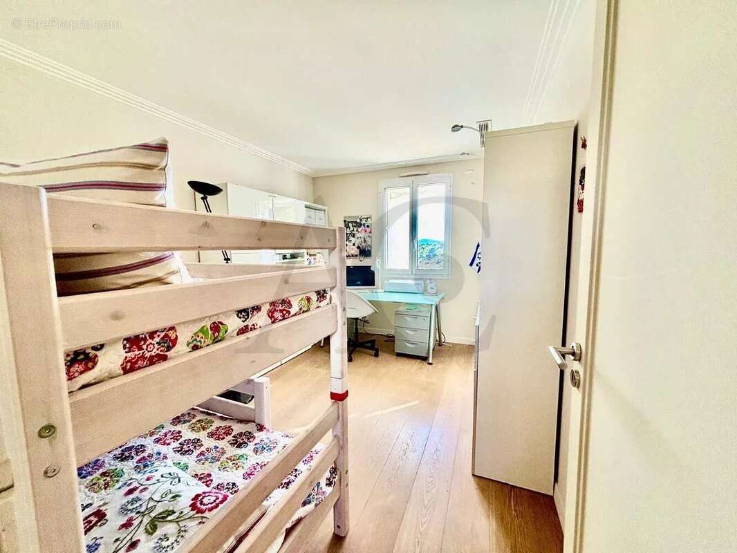 Maison à VILLENEUVE-LOUBET