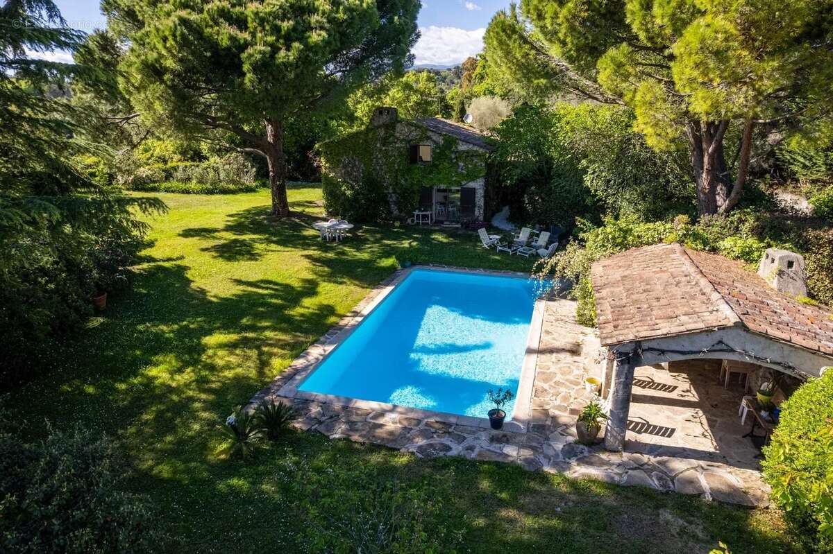 Maison à MOUGINS