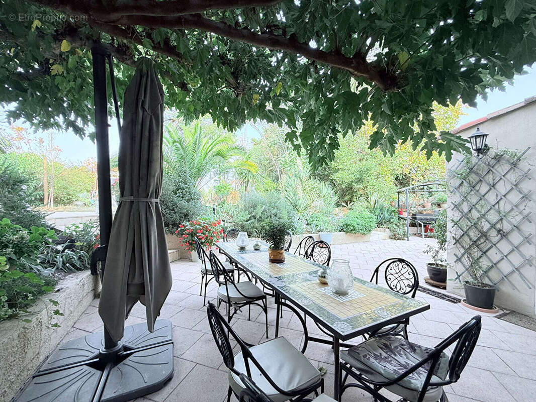 Maison à ESPONDEILHAN