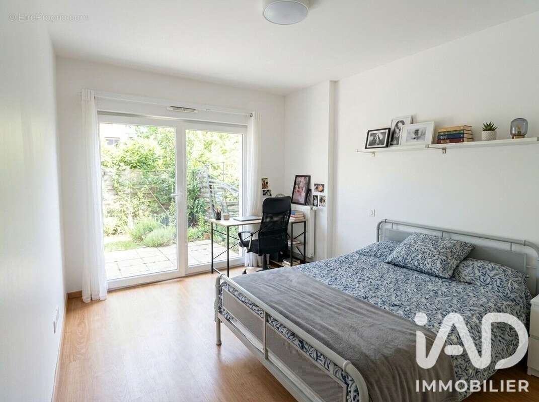 Maison 66 m² à Ambares-Et-Lagrave  - photo 6