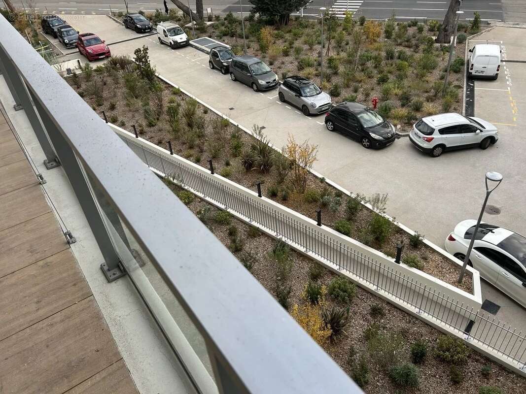 Appartement à SAINT-LAURENT-DU-VAR