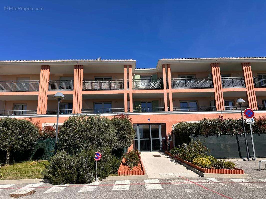 Appartement à BORMES-LES-MIMOSAS