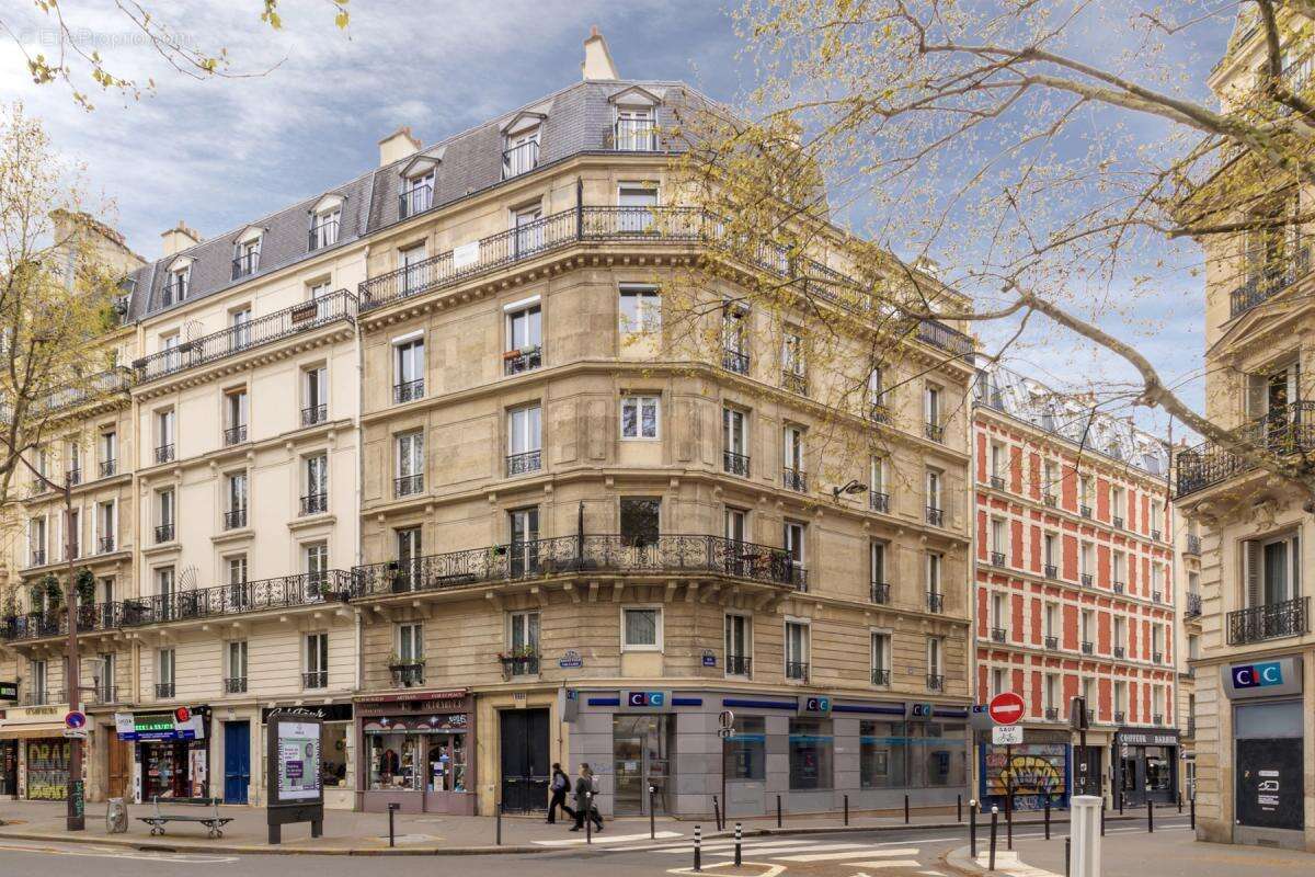 Appartement à PARIS-11E