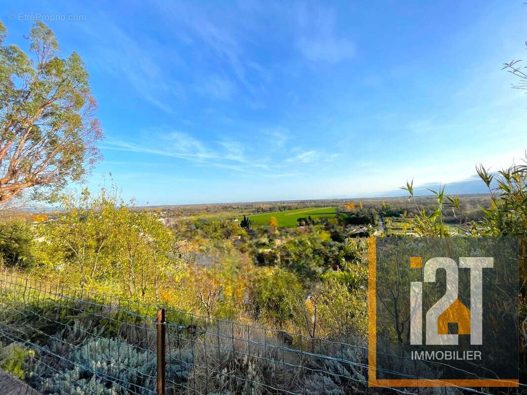 Maison à BELLEGARDE