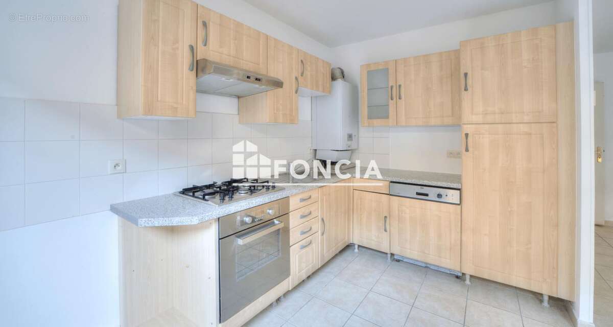 Appartement à SAINT-GENIS-POUILLY