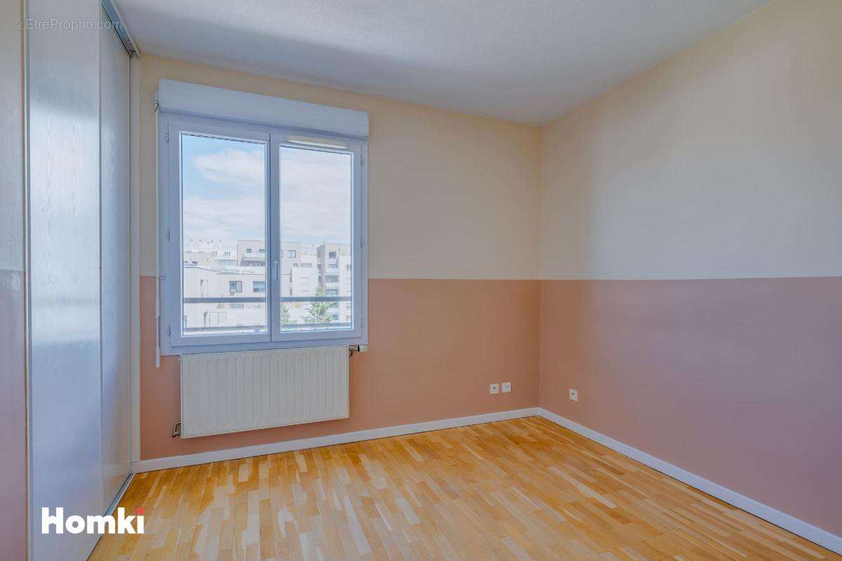 T4 de 82 m² avec balcon, cave et garage possible – Résidence récente et sécurisée - photo 7