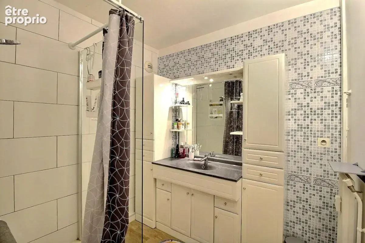 Lille wazemmes - appartement t3 de 72m² - balcon & cave - photo 6