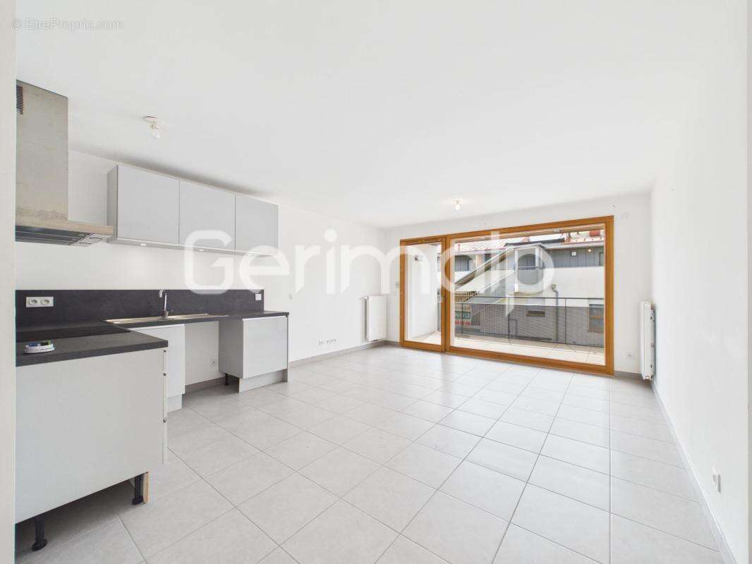 Appartement à ARGONAY