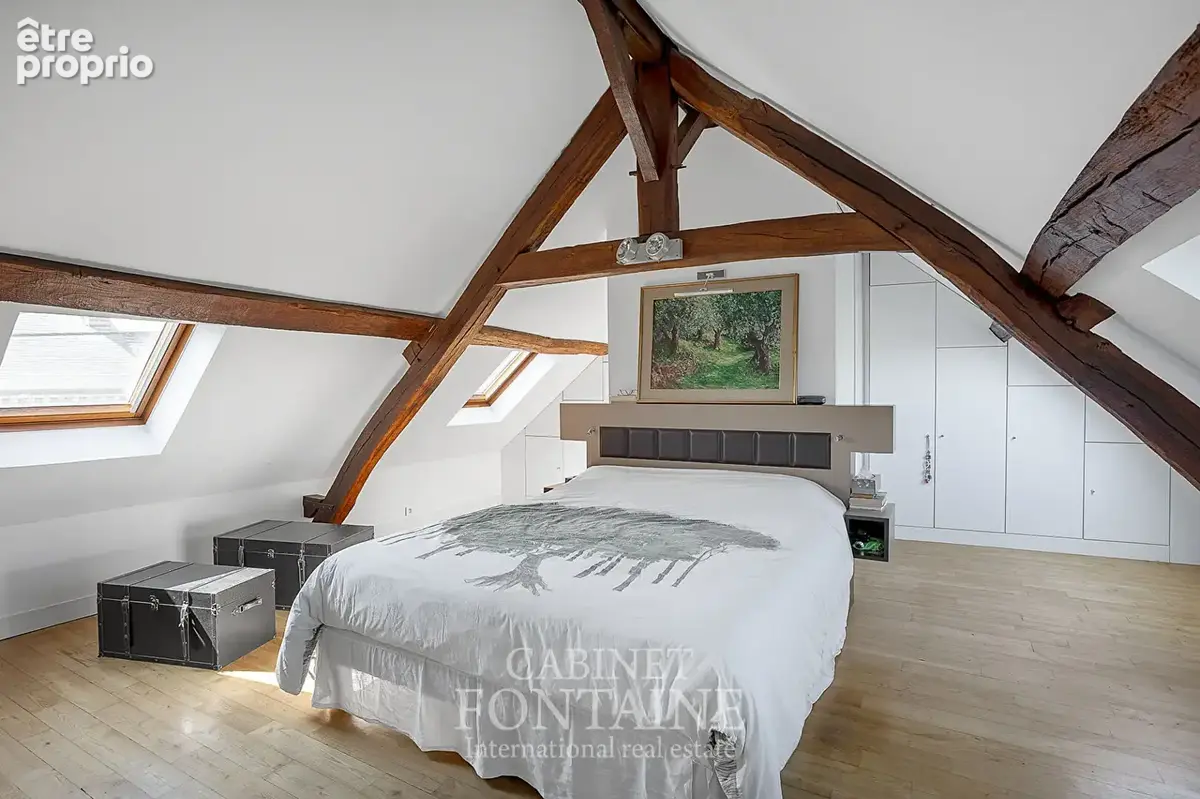Maison de caractère , Charme, volumes et emplacement privilégié - photo 9