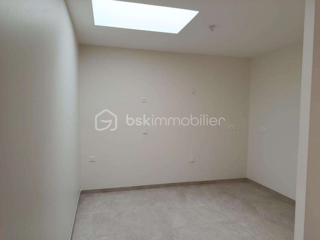 Maison à ROMANS-SUR-ISERE