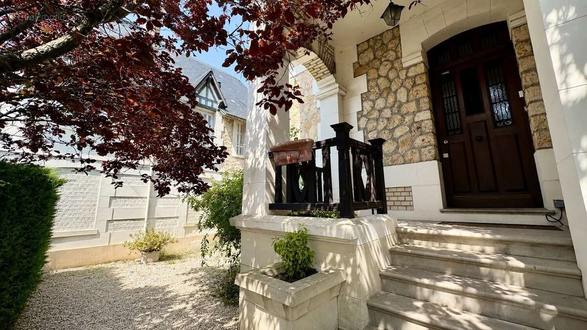 Villa avec sa maison d'amis - photo 3