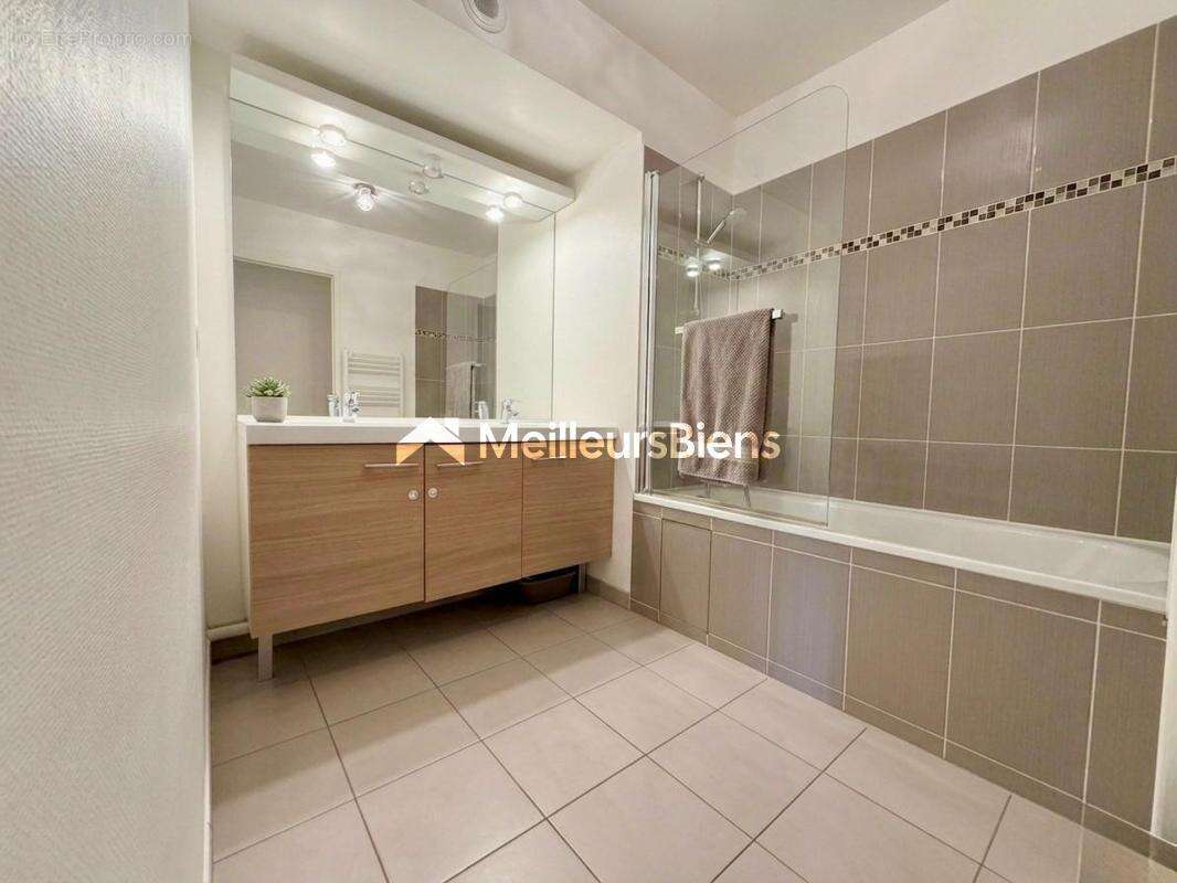 Appartement à ERAGNY