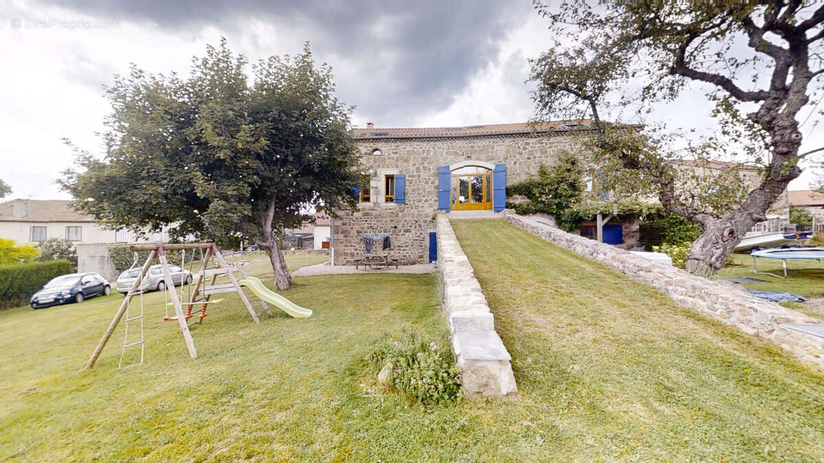 Maison à RAUCOULES