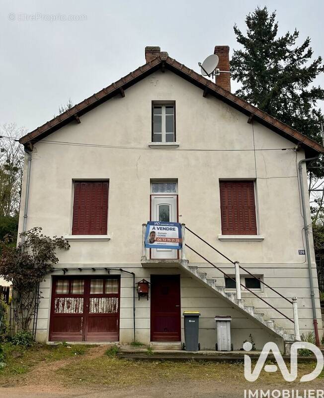 Photo 1 - Maison à MONTLUCON