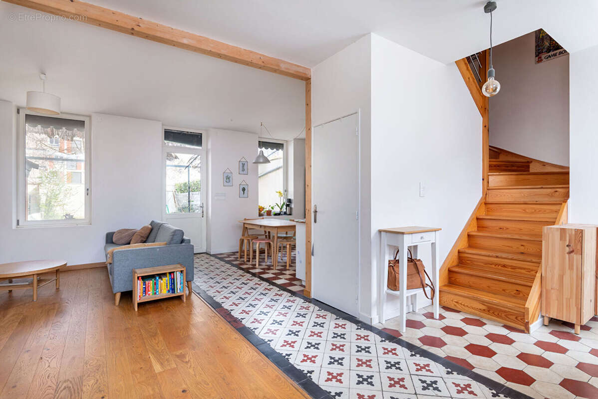 Maison à VILLEURBANNE