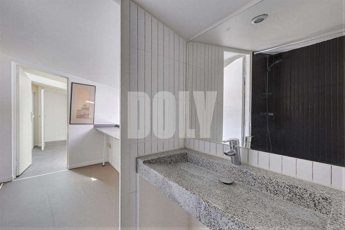Appartement à IVRY-SUR-SEINE