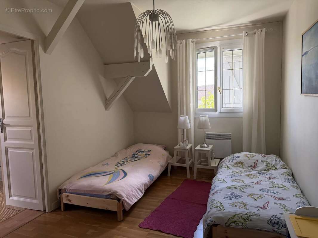 Maison à MONETEAU