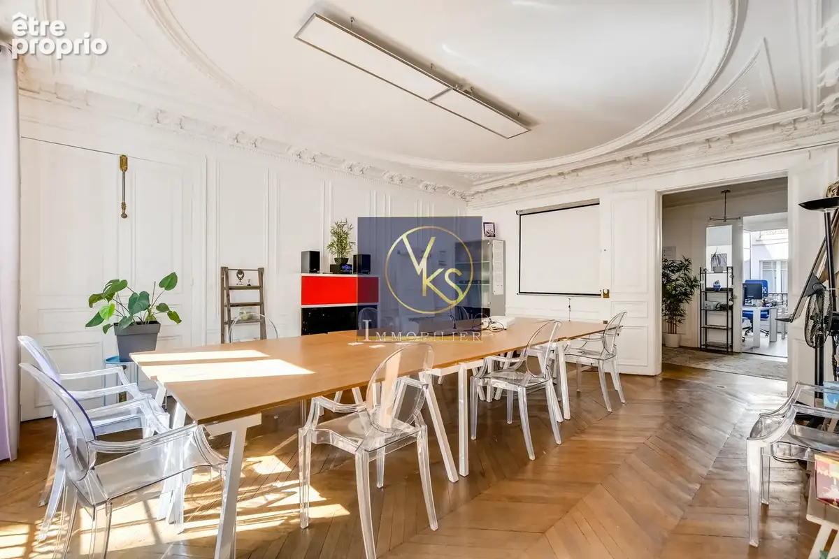 Paris ix - tres bel appartement familial - 197m2 -  cadet/ folies bergere - photo 2