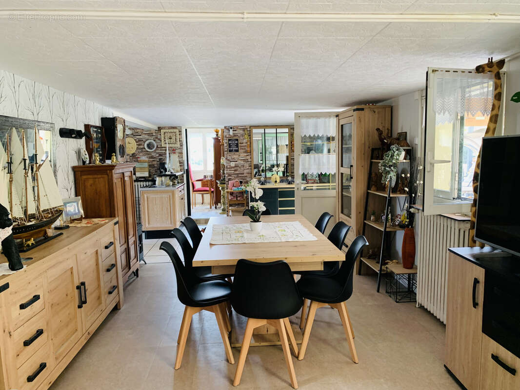 Maison à CHEROY
