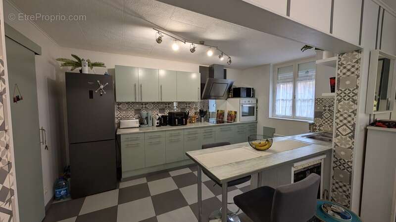 Maison à L&#039;ISLE-SUR-SEREIN