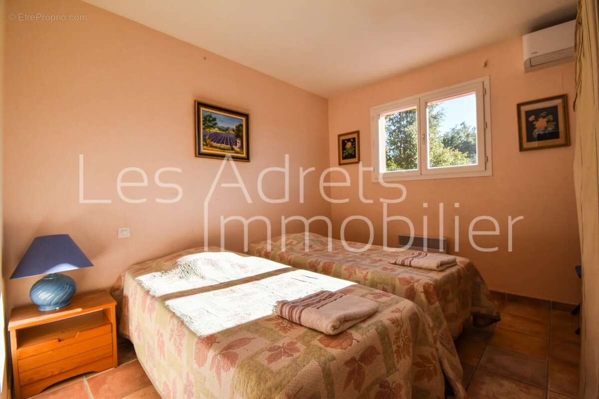 Maison à LES ADRETS-DE-L'ESTEREL