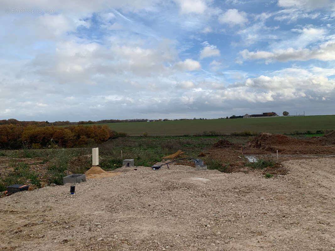 Terrain 369m² à nemours - photo 4