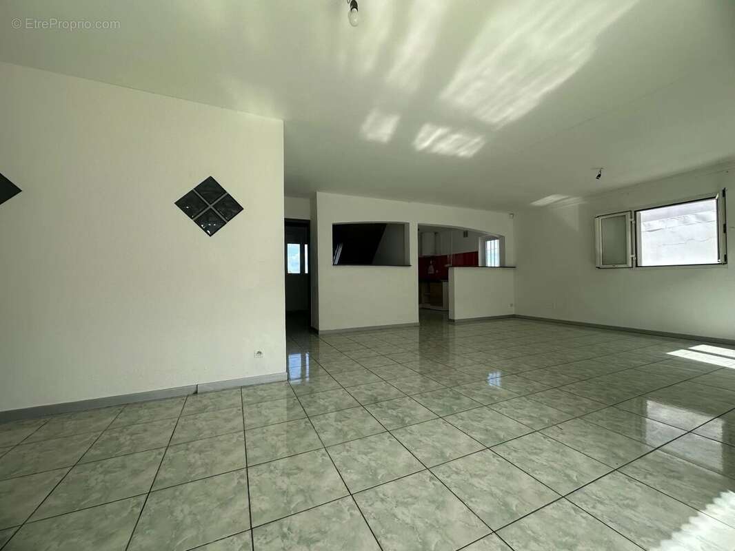 Maison à SAINT-JOSEPH