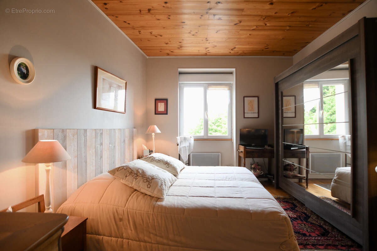 Maison à MOUX-EN-MORVAN