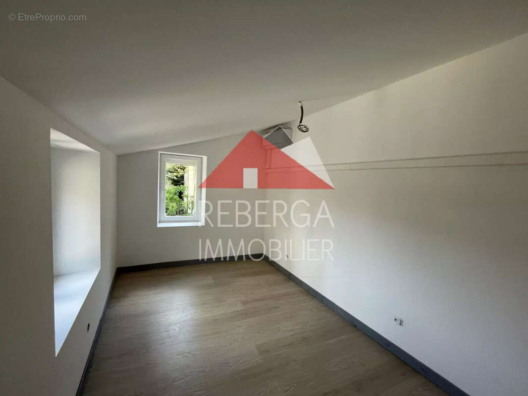 Appartement à SAINT-AMANS-SOULT