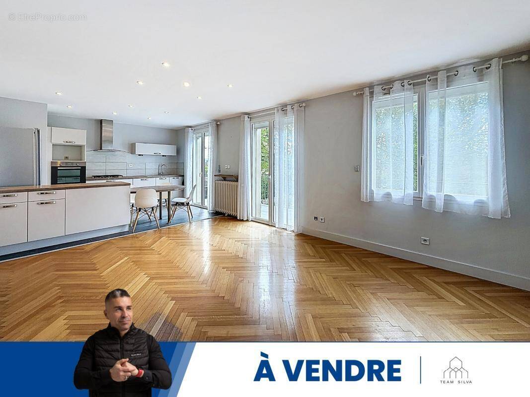 Maison à TERNAY