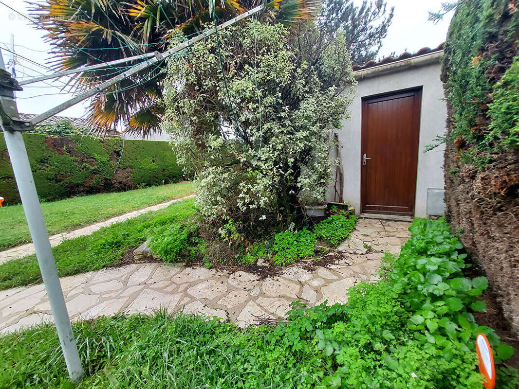 Maison à LA BREE-LES-BAINS